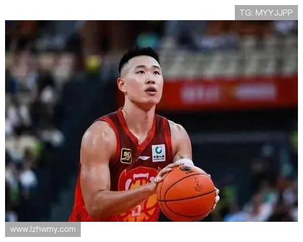 贺希宁：从篮球新星到职业生涯的辉煌旅程与挑战